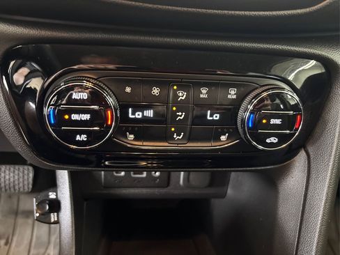 Used 2021 Buick Encore GX Select image 31