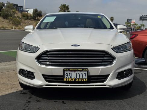 Used 2016 Ford Fusion SE w/ Equipment Group 202A FWD image 5