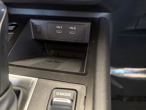 Used 2025 Nissan Kicks SV image 22