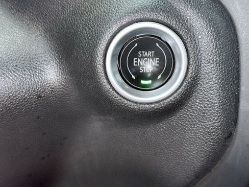 Used 2022 Chevrolet Silverado 1500 LT RWD image 22