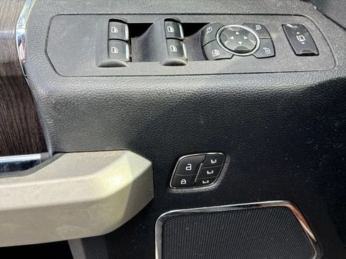 Used 2020 Ford F250 Lariat AWD/4WD image 6