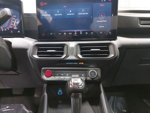 Used 2024 Ford Mustang Coupe image 19