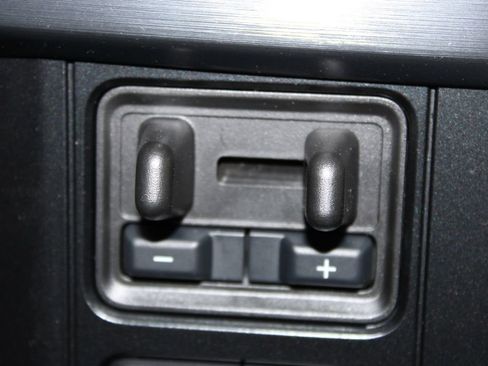 New 2026 Ford F250 Lariat w/ Black Appearance Package image 58