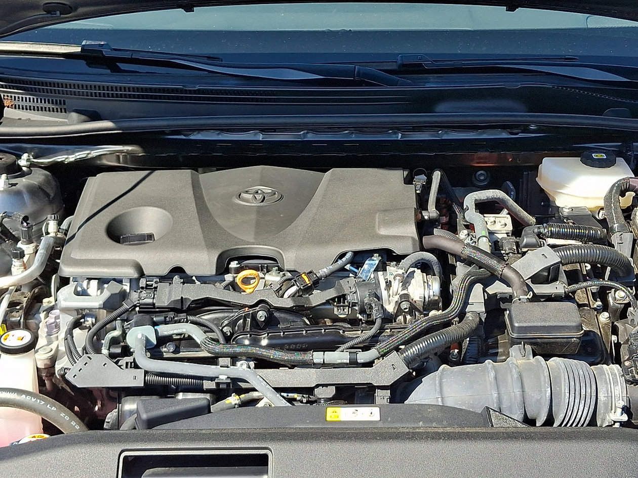 Used 2025 Toyota Camry XSE FWD image 29