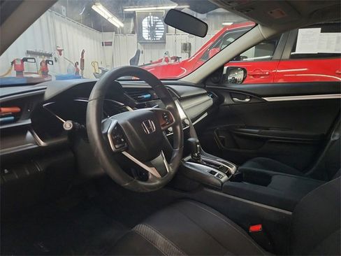 Used 2018 Honda Civic EX image 7