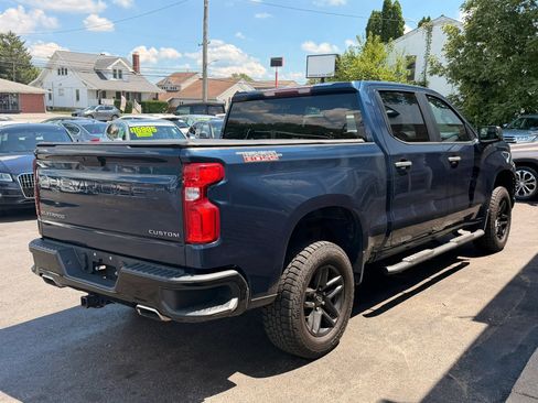 Used 2020 Chevrolet Silverado 1500 Custom Trail Boss w/ Custom Convenience Package AWD/4WD image 3