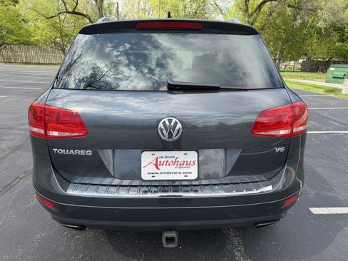Used 2013 Volkswagen Touareg Executive image 6