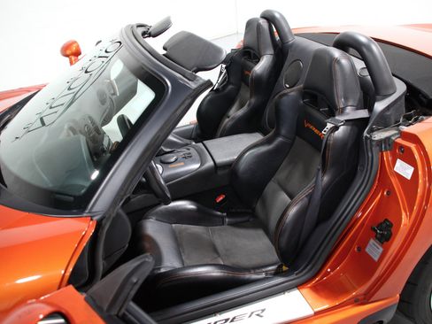 Used 2005 Dodge Viper SRT-10 w/ Copperhead Edition Group RWD image 37