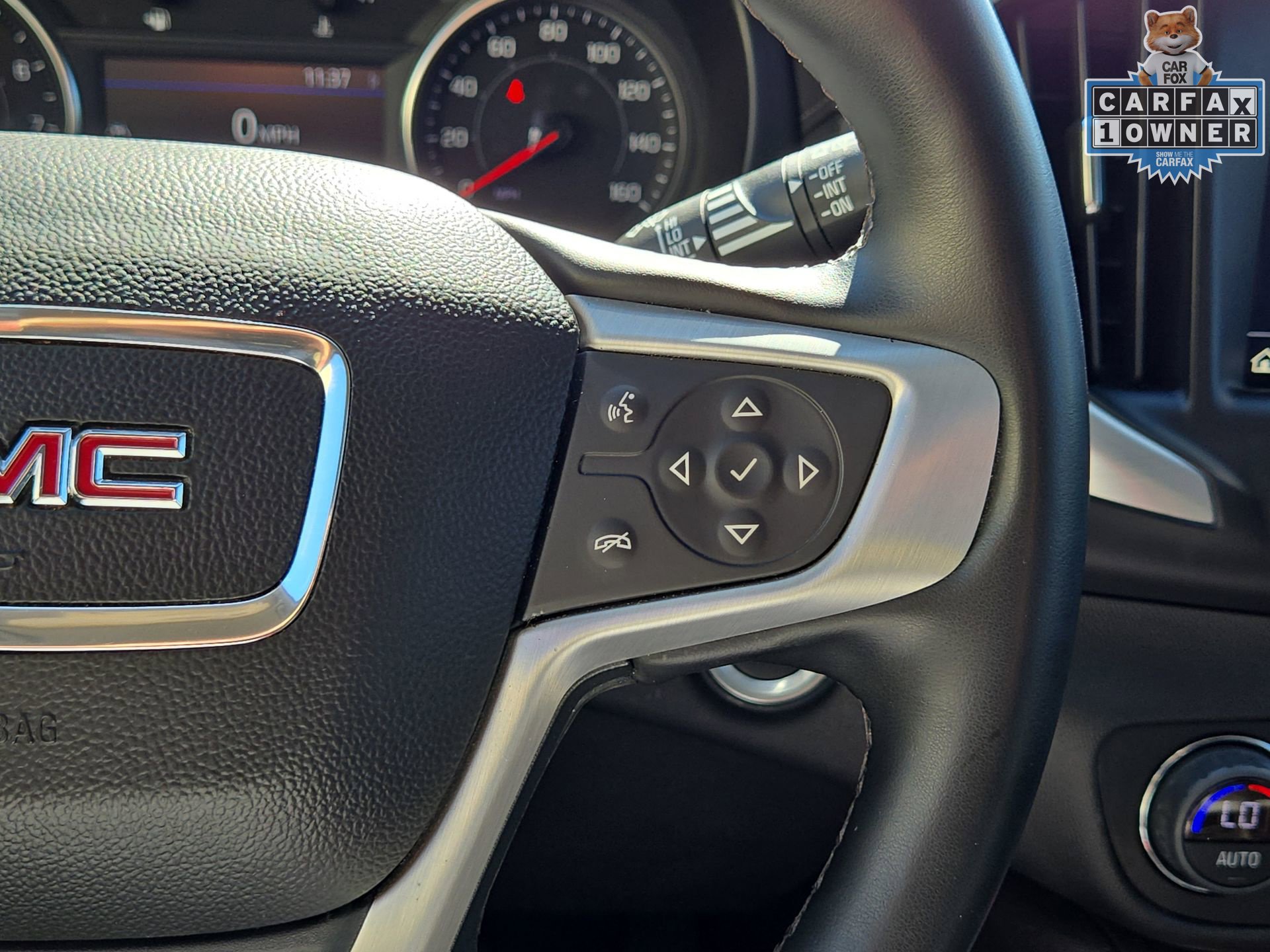 Used 2024 GMC Terrain SLT AWD/4WD image 21