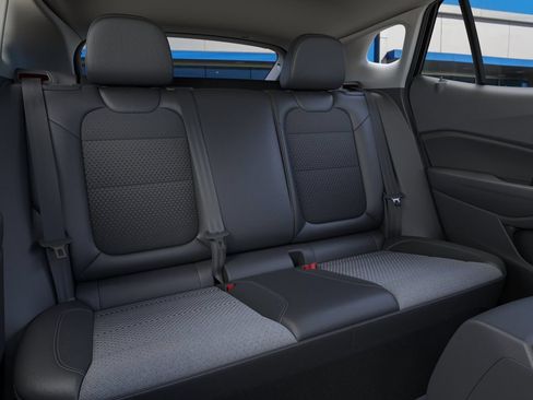 New 2026 Chevrolet Trax LT w/ Driver Confidence Package FWD image 17