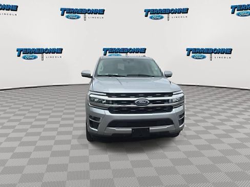 Certified 2024 Ford Expedition Max Limited RWD image 3