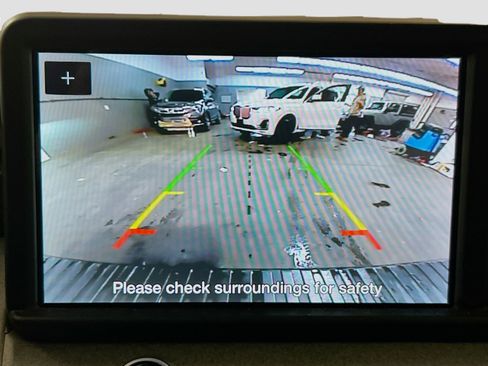Used 2022 Ford Maverick XLT w/ Equipment Group 300A Standard AWD/4WD image 8