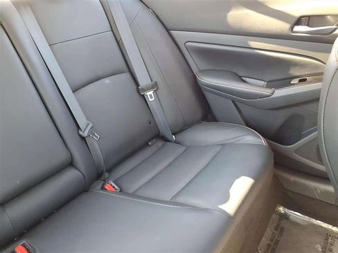 Used 2023 Nissan Altima 2.0 SR image 18