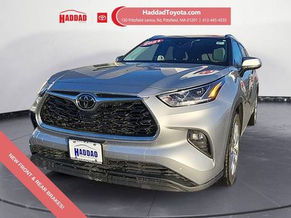 Used 2021 Toyota Highlander Limited