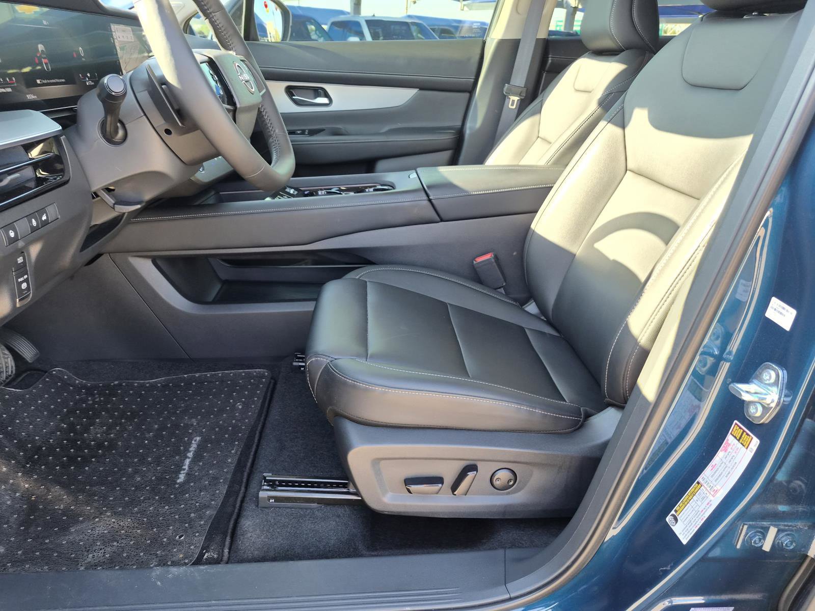 Used 2025 Nissan Murano SL AWD/4WD image 19