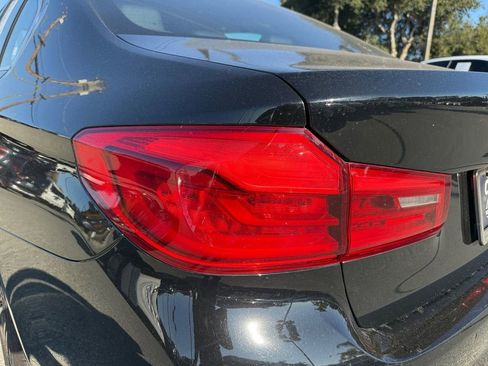 Used 2020 BMW 530e image 35