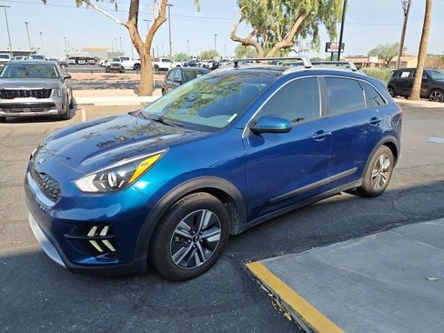 Used 2020 Kia Niro LXS FWD image 9