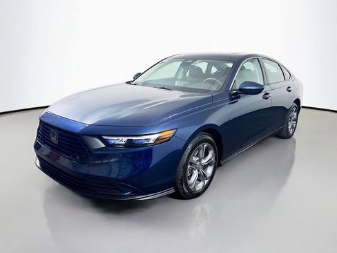 Certified 2024 Honda Accord EX image 5