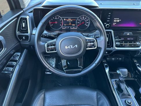 Used 2022 Kia Sorento SX FWD image 13