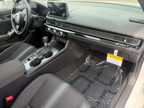 Used 2026 Honda Civic Sport image 29