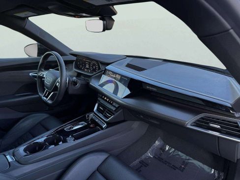 Used 2023 Audi e-tron GT Premium Plus w/ Performance Package image 44