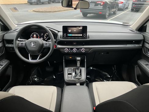 Certified 2024 Honda CR-V LX image 34