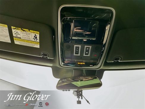 Used 2016 Land Rover Range Rover Sport Supercharged image 35