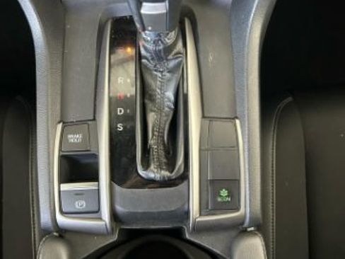 Used 2021 Honda Civic Sport image 11