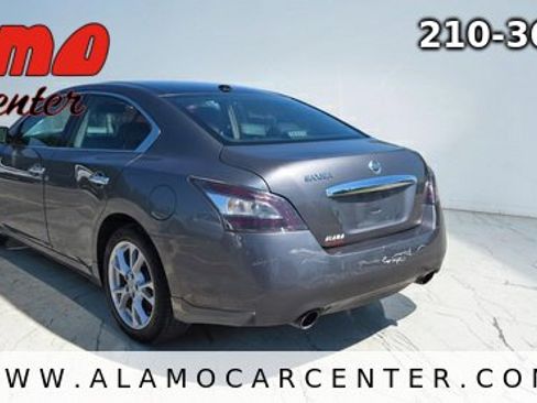 Used 2014 Nissan Maxima 3.5 SV w/ Premium Package FWD image 3