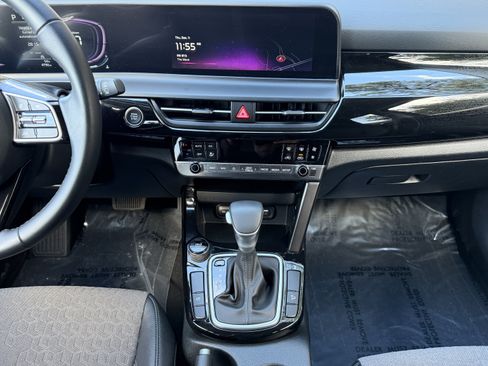 Used 2025 Kia Seltos S image 20