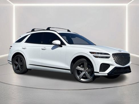 Used 2025 Genesis GV70 3.5T Sport w/ Sport Advanced Package image 2