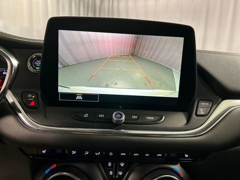 Used 2024 Chevrolet Blazer LT w/ Convenience Package image 18