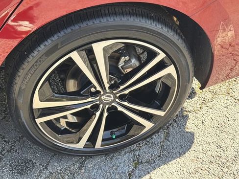 Certified 2022 Nissan Sentra SR w/ Electronics Package image 30