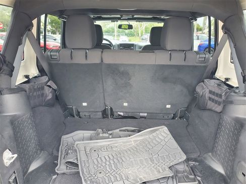 Used 2017 Jeep Wrangler Unlimited Sport w/ Quick Order Package 24S image 8