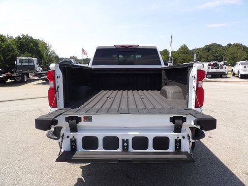 Used 2023 Chevrolet Silverado 2500 High Country w/ Z71 Off-Road Package AWD/4WD image 49