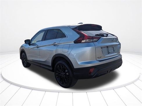 New 2026 Mitsubishi Eclipse Cross LE image 6