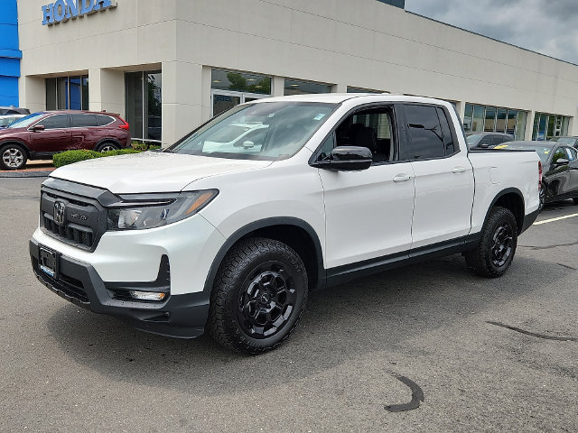 Used 2025 Honda Ridgeline Sport+ image 3
