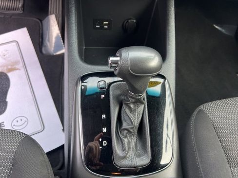 Used 2017 Kia Forte LX image 26