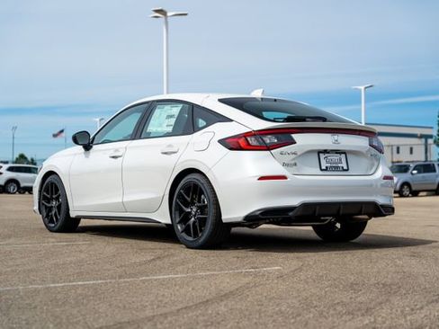 New 2026 Honda Civic Sport image 5