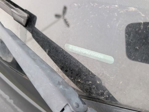 Used 2018 Chevrolet Cruze LT w/ Convenience Package image 21