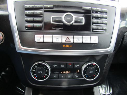Used 2014 Mercedes-Benz ML 350 4MATIC image 27