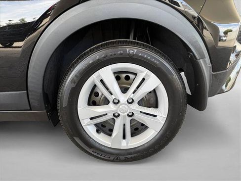 Used 2024 Nissan Kicks S FWD image 21