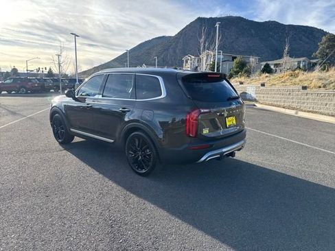 Used 2021 Kia Telluride SX w/ SX Prestige Package image 5
