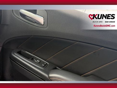 Used 2017 Dodge Charger R/T RWD image 36
