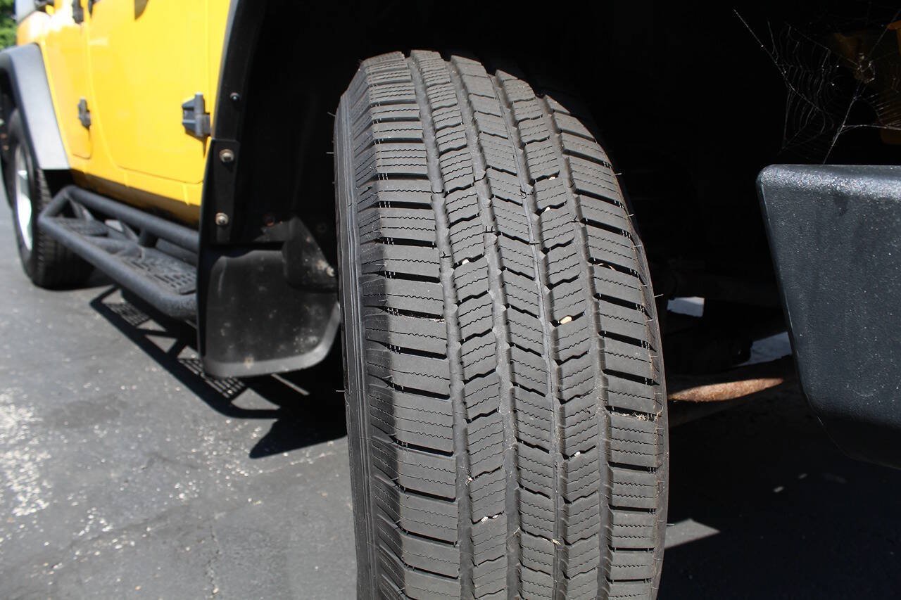 Used 2015 Jeep Wrangler Unlimited Sport w/ Quick Order Package 24S AWD/4WD image 22