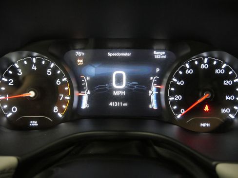 Used 2025 Jeep Compass Limited image 15