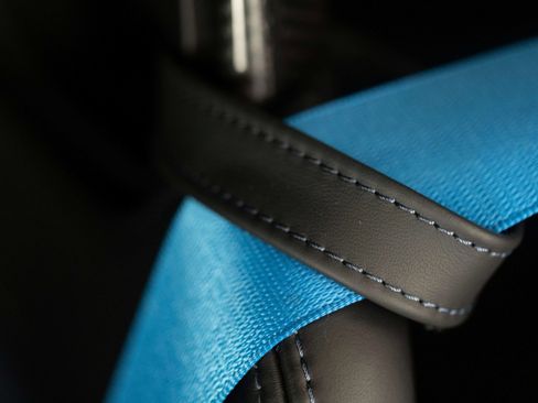 Used 2024 Porsche 718 Cayman GT4 RS image 39