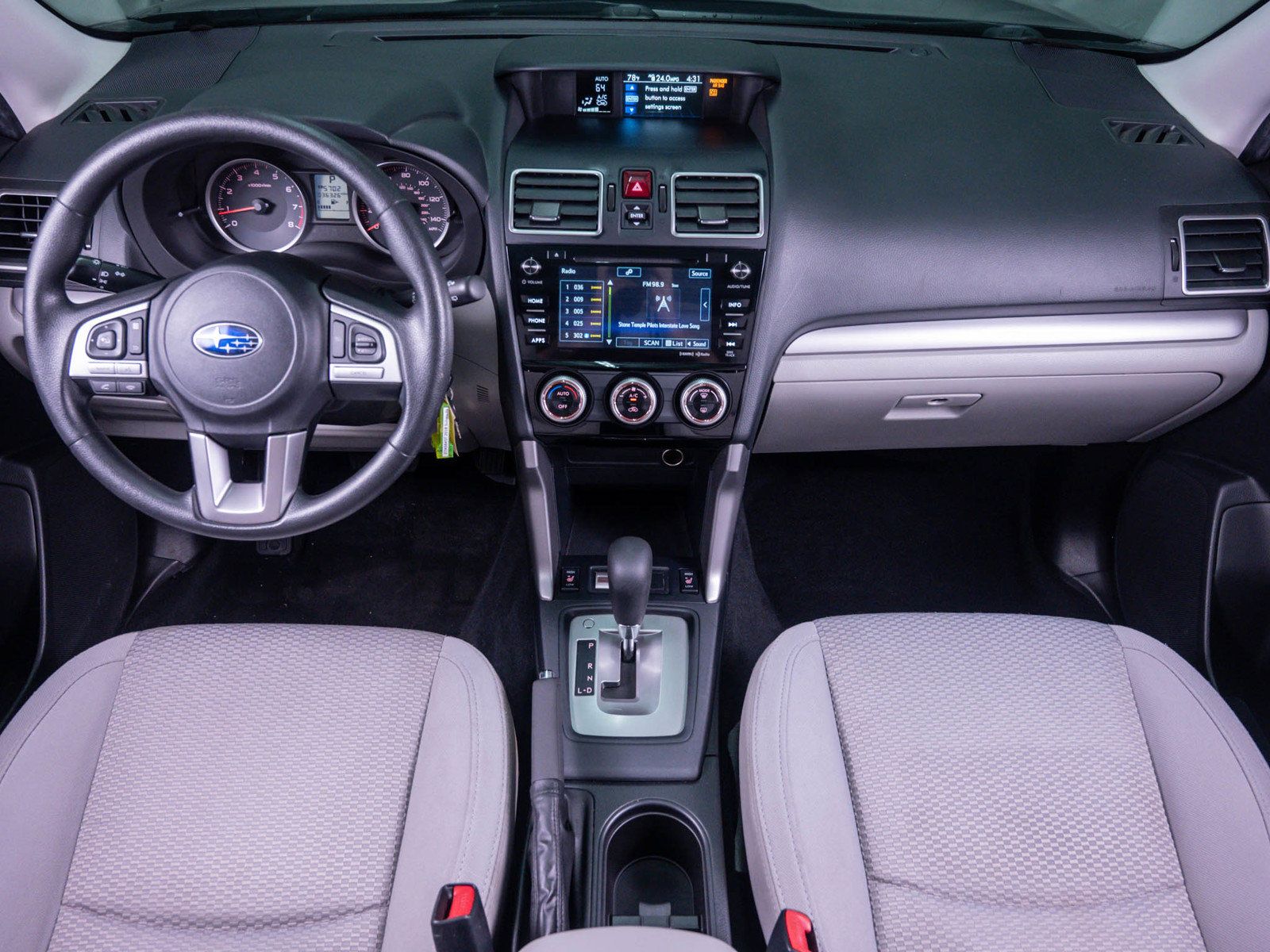 Used 2018 Subaru Forester 2.5i Premium w/ All-Weather Package AWD/4WD image 15