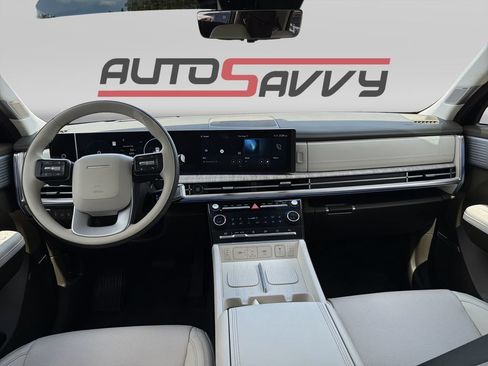 Used 2024 Hyundai Santa Fe Calligraphy FWD image 17