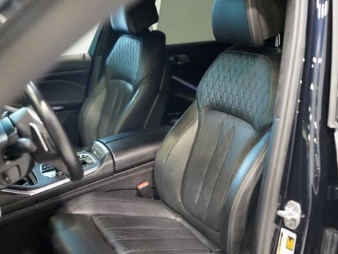 Used 2021 BMW X7 xDrive40i w/ M Sport Package AWD/4WD image 19